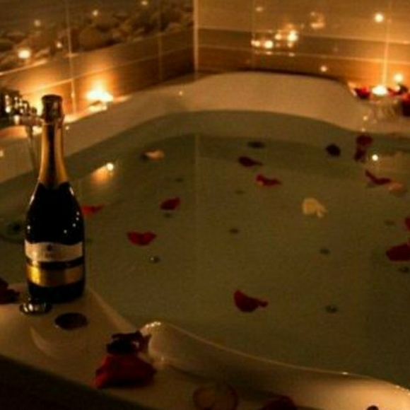 Romance for 2💖 Date Night 🥰 - Picture 5 of 6